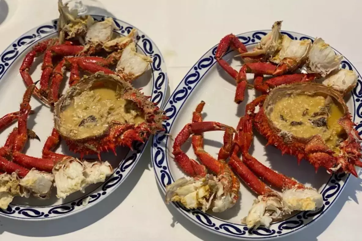 El mejor centollo gallego en Burela Madrid
